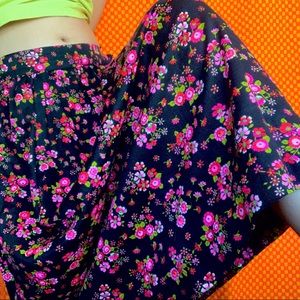 70s BLACK WITH NEON PINK FLORAL MAXI SKIRT